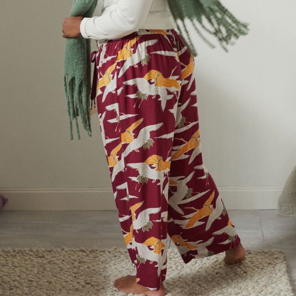 Anthropologie Dreamy Swans Sleep Set - Picture 3 of 7